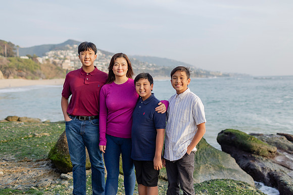 Lu_Family_LagunaBeachCa_2024-66