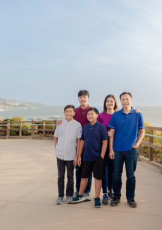 Lu_Family_LagunaBeachCa_2024-14