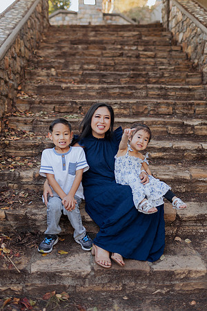 Linda_Vat_Family_Fullerton_2025-8