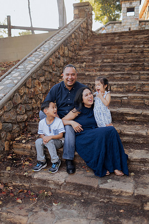 Linda_Vat_Family_Fullerton_2025-7