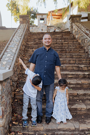Linda_Vat_Family_Fullerton_2025-11