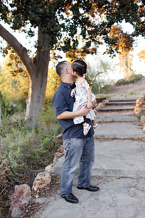 Linda_Vat_Family_Fullerton_2025-48