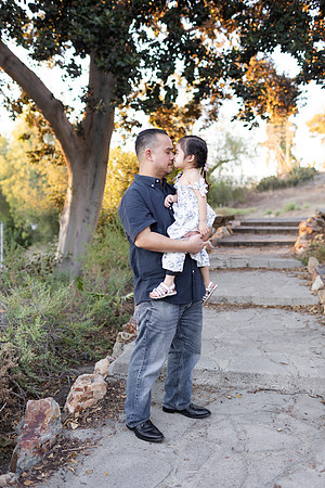 Linda_Vat_Family_Fullerton_2025-49