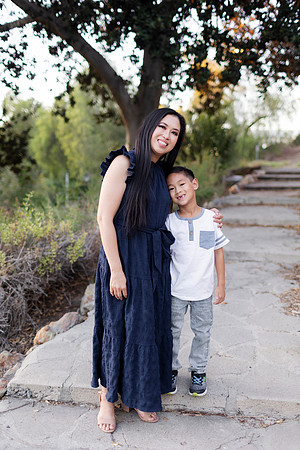 Linda_Vat_Family_Fullerton_2025-63