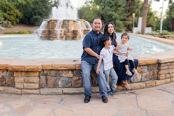 Linda_Vat_Family_Fullerton_2025-75