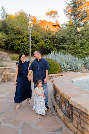 Linda_Vat_Family_Fullerton_2025-77