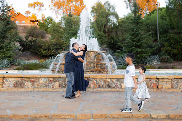 Linda_Vat_Family_Fullerton_2025-85