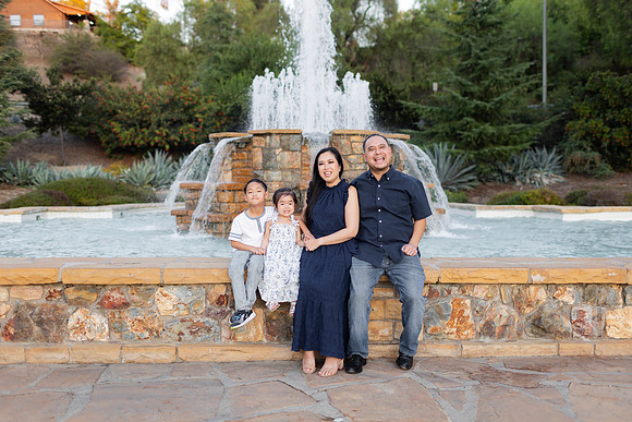 Linda_Vat_Family_Fullerton_2025-94
