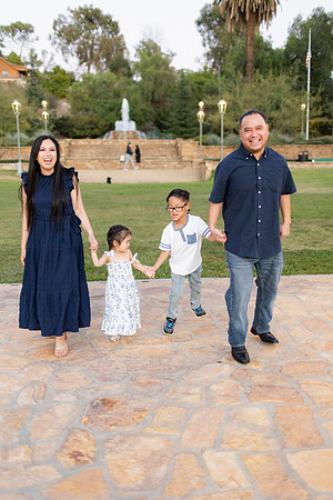 Linda_Vat_Family_Fullerton_2025-127