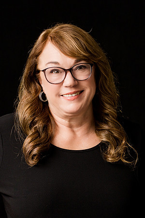 Todd_Tamara_Headshots_2022-22