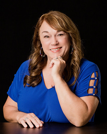 Todd_Tamara_Headshots_2022-39
