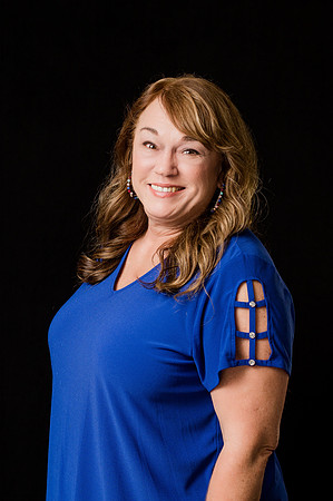 Todd_Tamara_Headshots_2022-37
