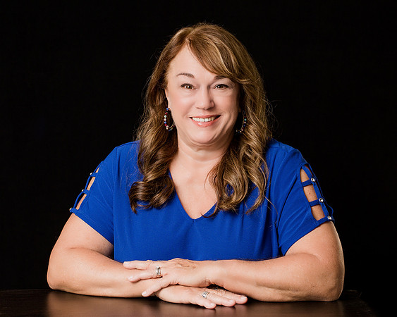 Todd_Tamara_Headshots_2022-43