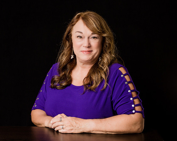 Todd_Tamara_Headshots_2022-49