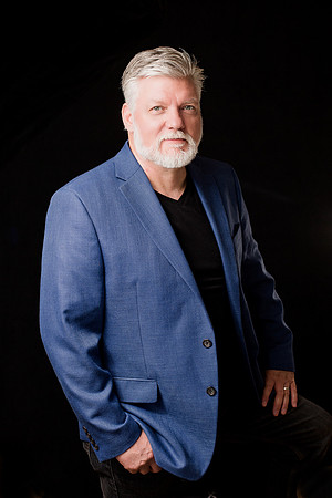 Todd_Tamara_Headshots_2022-59