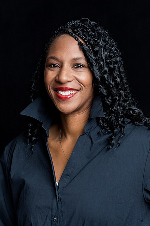 Esther_Experience_StudioHeadshots_2022-21