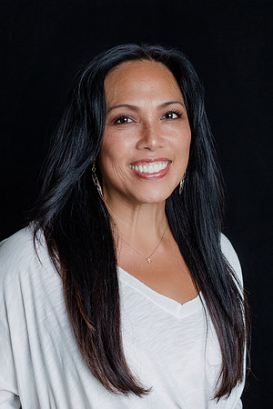 Esther_Experience_StudioHeadshots_2022-24