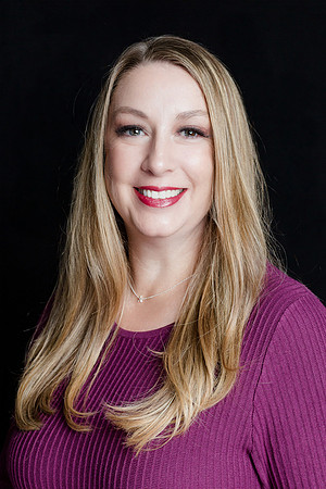 Esther_Experience_StudioHeadshots_2022-12