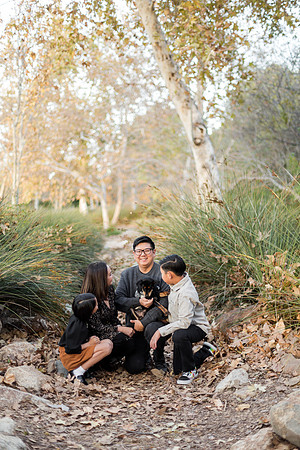 Nguyen_Family_JefferyPark_2022-12pp
