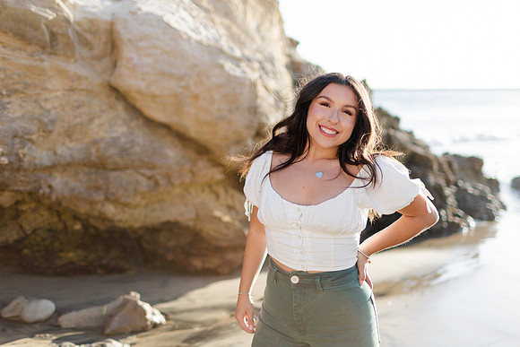 Marisa_Adao_Grad_2022-11