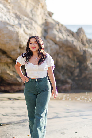 Marisa_Adao_Grad_2022-22