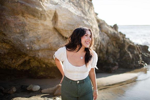 Marisa_Adao_Grad_2022-3