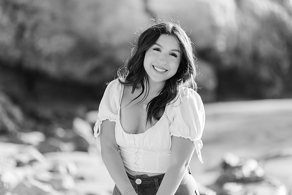 Marisa_Adao_Grad_2022-13