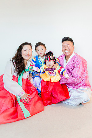 MIkayla_12Mos_BdayHanbokBlackGold-11