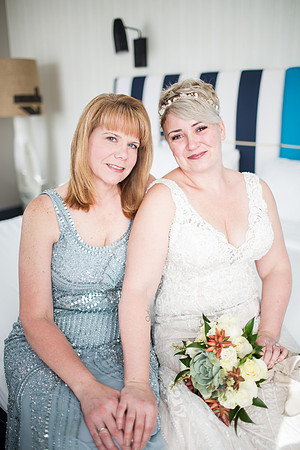 Becca_Jesse_Wedding_2018_GettingReady-76