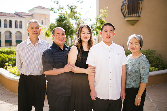 Monica_Grad_Phong_Lo_Family_2016-97