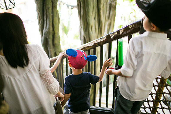Chi_Chau_Family_Disney_2016-61