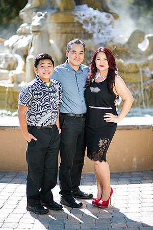 Monica_Grad_Phong_Lo_Family_2016-1