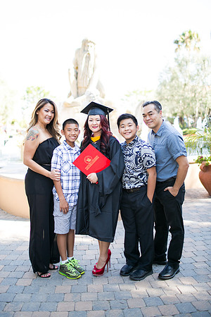 Monica_Grad_Phong_Lo_Family_2016-60