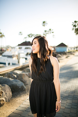 Elizabeth_Nguyen_Grad_CSULB_2016-5