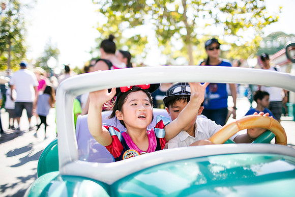 Chi_Chau_Family_Disney_2016-82