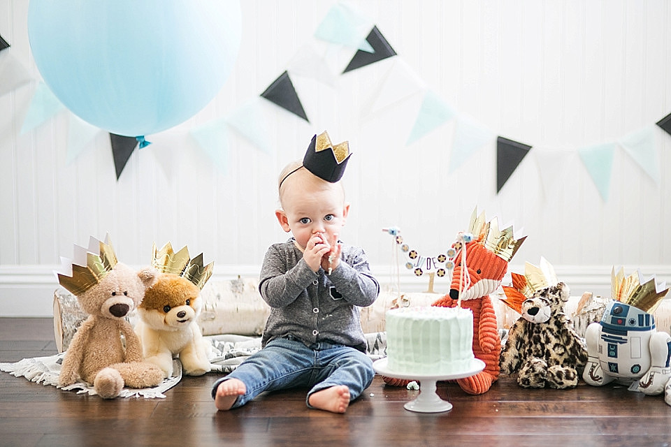 Christina Cho, Christina Cho Photography, Family Photographer, Family Photography, Cake Smash, Orange County Photography, Orange County Photographer, Birthday, Family Session