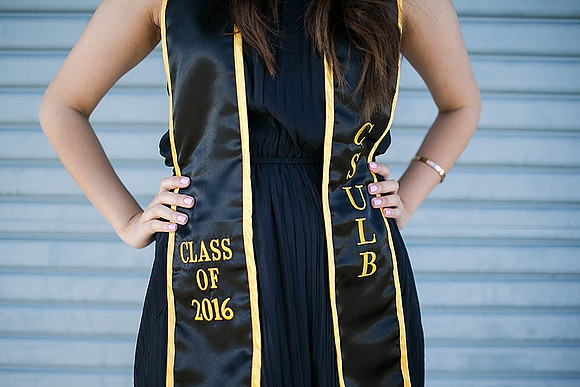 Elizabeth_Nguyen_Grad_CSULB_2016-17