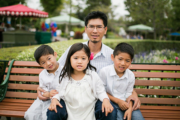 Chi_Chau_Family_Disney_2016-17