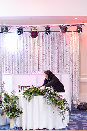 Naugle_Wedding_WaterfrontHotel_4.2.2022_CocktailHour-1-37