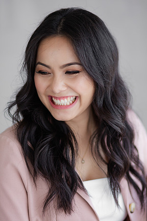 Amber_Headshot_2021-11
