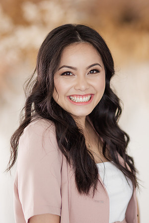 Amber_Headshot_2021-20