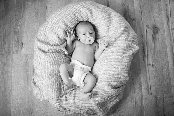 Noah_Basen_and_Family_2018_BW-11
