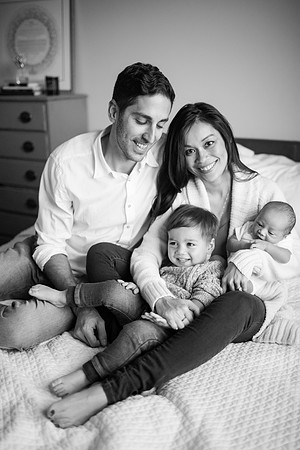 Noah_Basen_and_Family_2018_BW-25