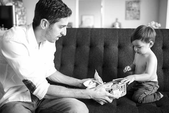 Noah_Basen_and_Family_2018_BW-31