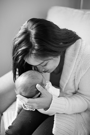 Noah_Basen_and_Family_2018_BW-34