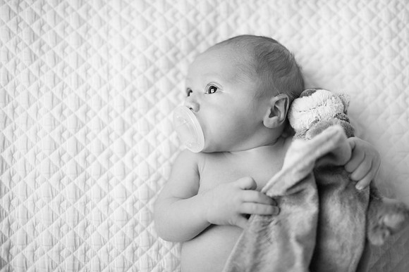 Noah_Basen_and_Family_2018_BW-4