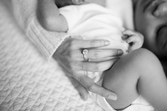 Noah_Basen_and_Family_2018_BW-46