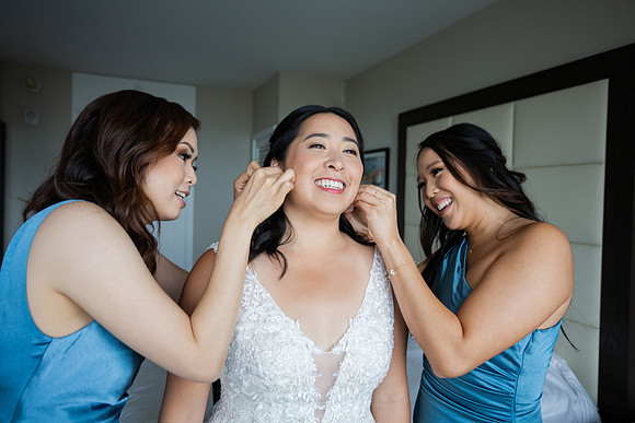 Naugle_Wedding_WaterfrontHotel_4.2.2022_GettingReady-60