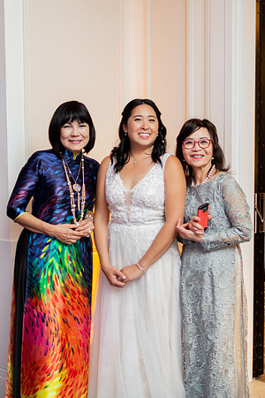 Naugle_Wedding_WaterfrontHotel_4.2.2022_DanceDanceDance-10