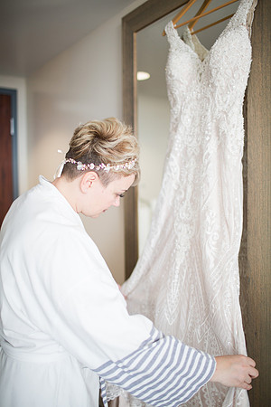 Becca_Jesse_Wedding_2018_GettingReady-28